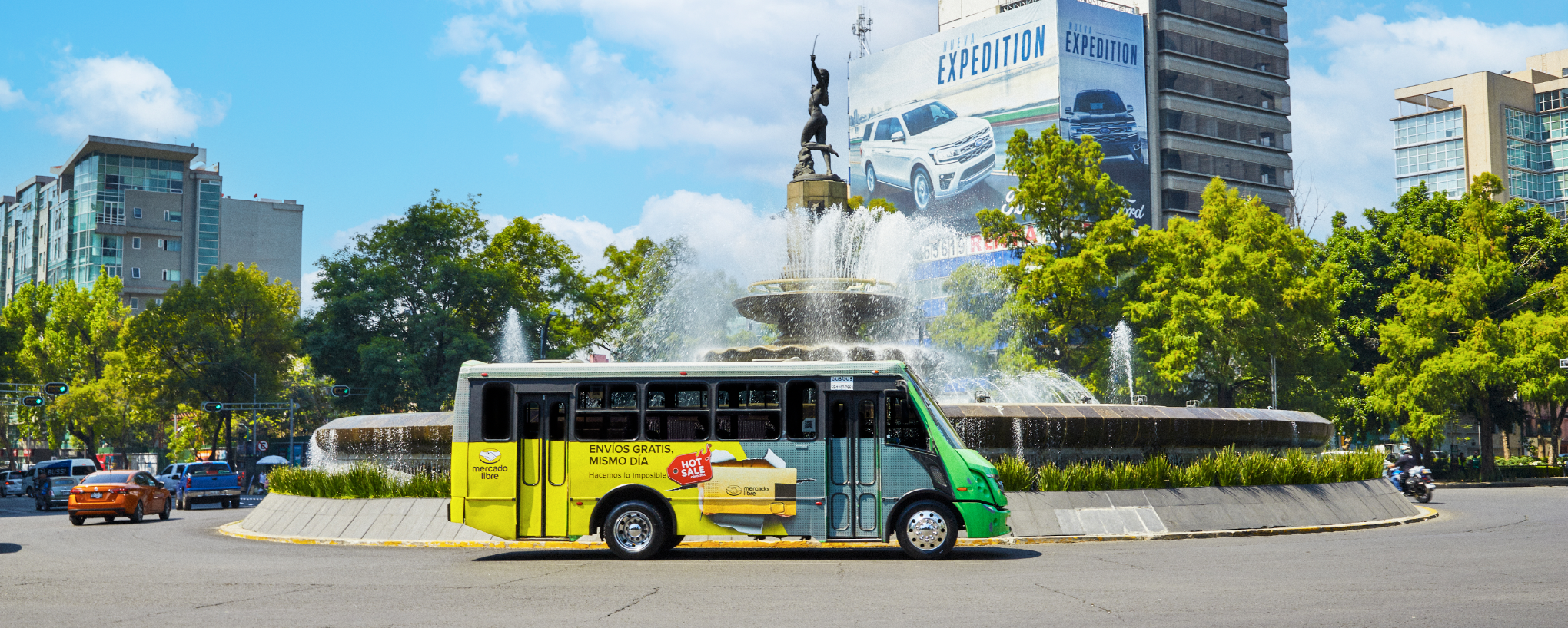 Campaña Mercado Libre publicidad en autobuses urbanos BusBus zonas estratégicas México